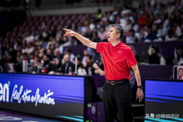 议起复盘｜四名核心后卫3分15中1 中国男篮终极答案仍是“归化”